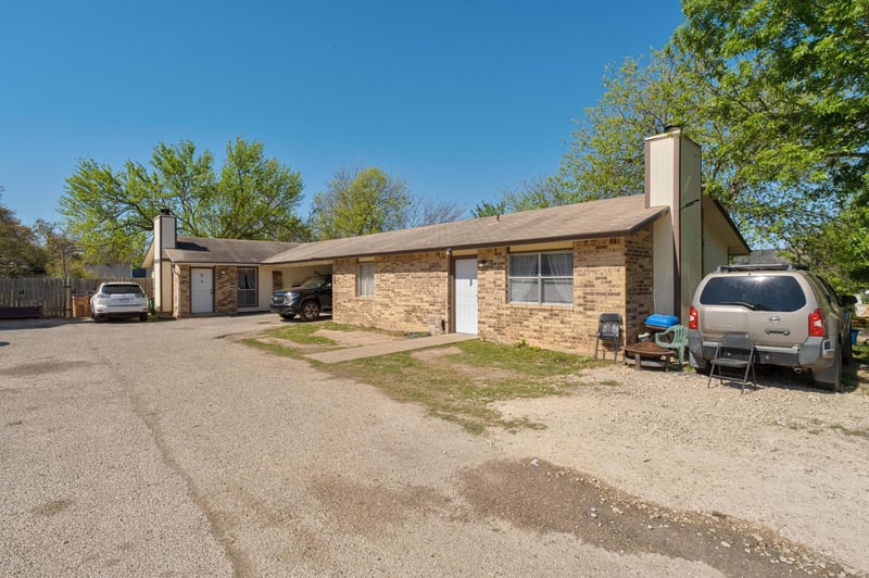 Virtual tour of 413 Thelma DR