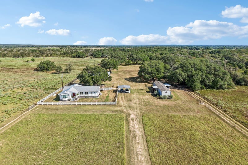 Virtual tour of 4151 Unger Rd
