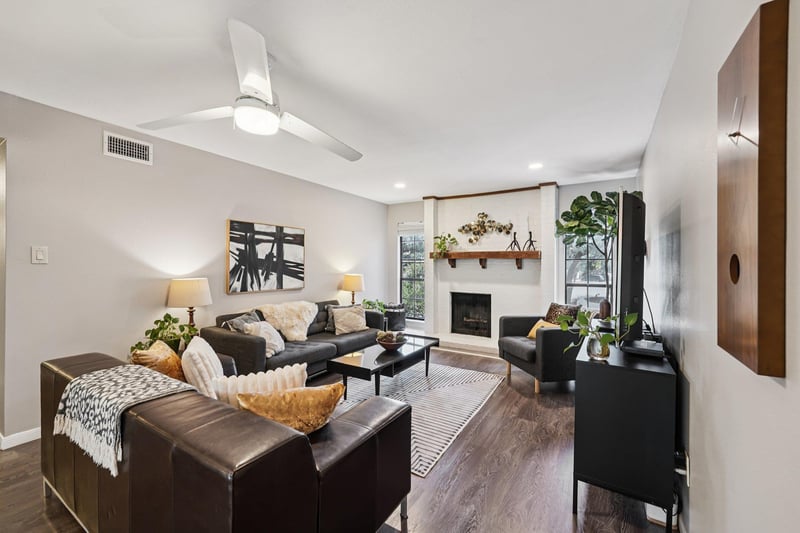 Virtual tour of 4159 Steck Ave Unit #238
