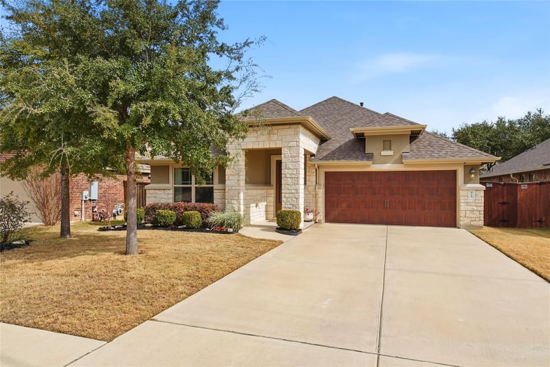 Virtual tour of 4163 Van Ness Ave