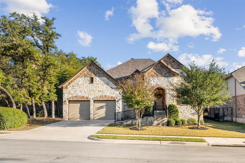 Virtual tour of 419  Ancient Oak Way