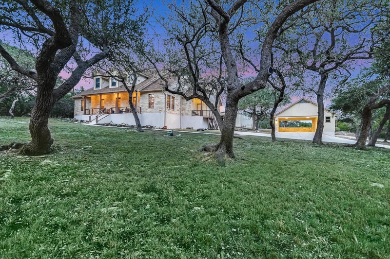 Virtual tour of 420 Mission Trl