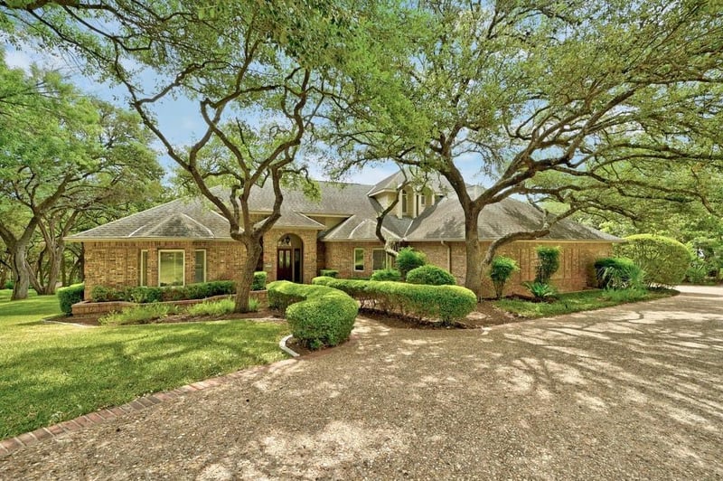 Virtual tour of 4200 Bennedict LN
