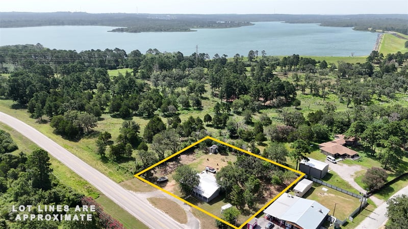 Virtual tour of 423 Fm 1441