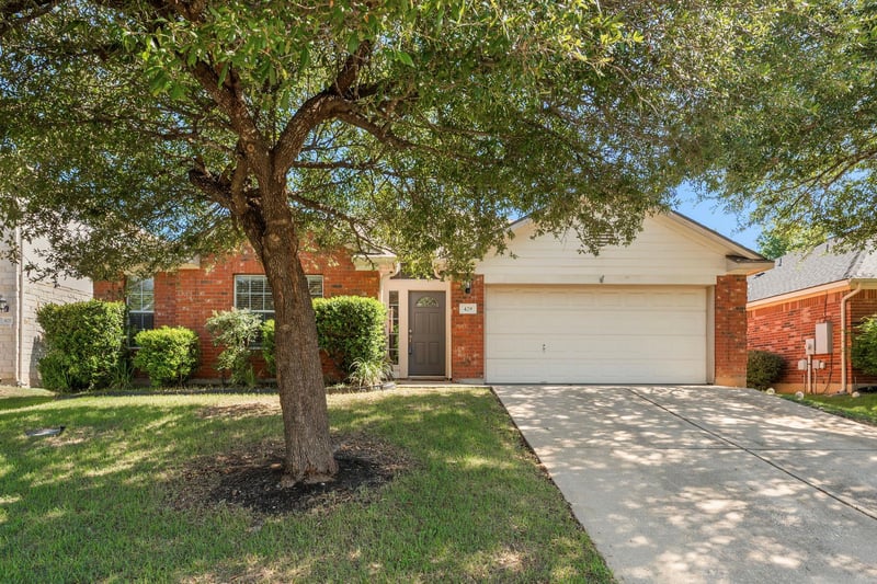 Virtual tour of 429 Falcon Ln