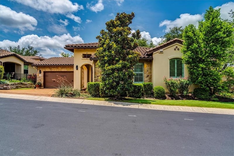 Virtual tour of 4301 Falcon Head Nest DR
