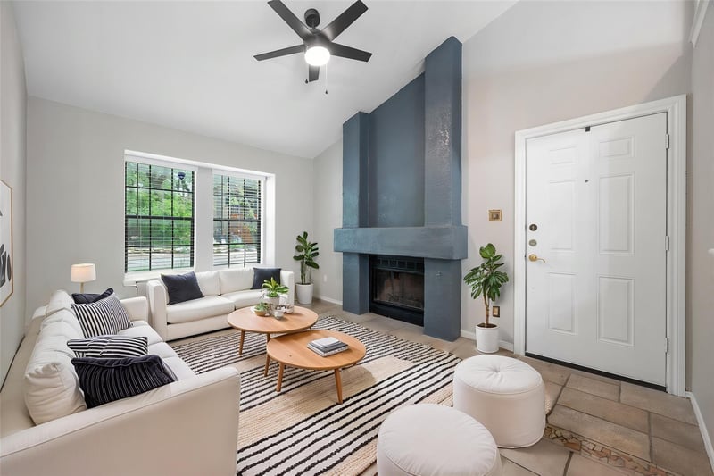 Virtual tour of 4303 Creek Ledge Unit #B-1