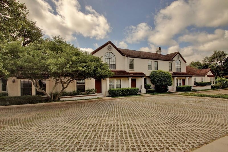 Virtual tour of 4305 Bonnell Vista Cv Unit #A-1