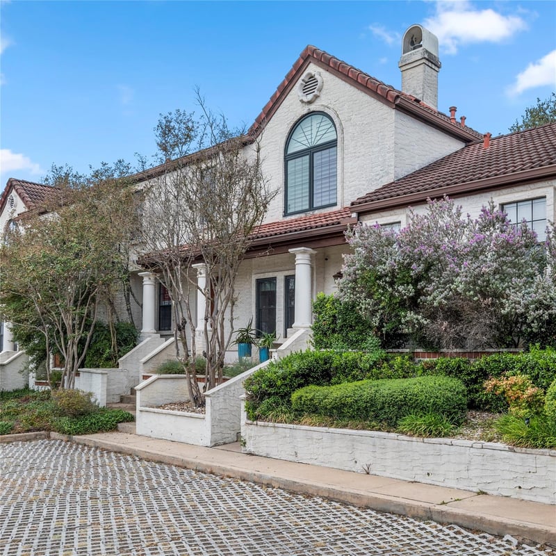 Virtual tour of 4306 Bonnell Vista Cv Unit #C4
