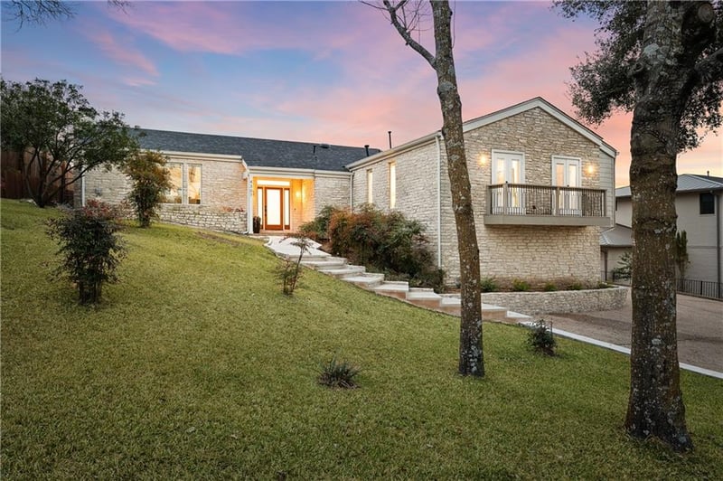 Virtual tour of 4307 Cat Mountain Dr