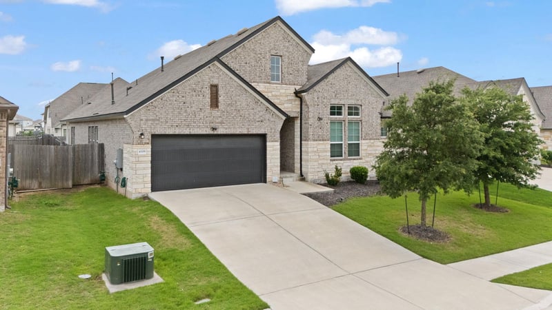 Virtual tour of 4309 Oryx LN