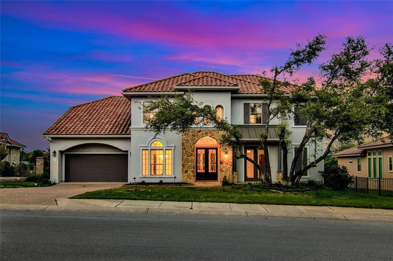 Virtual tour of 4313 Bat Falcon DR