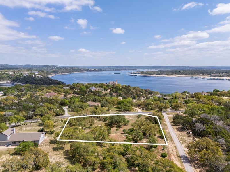 Virtual tour of 4318 Park DR