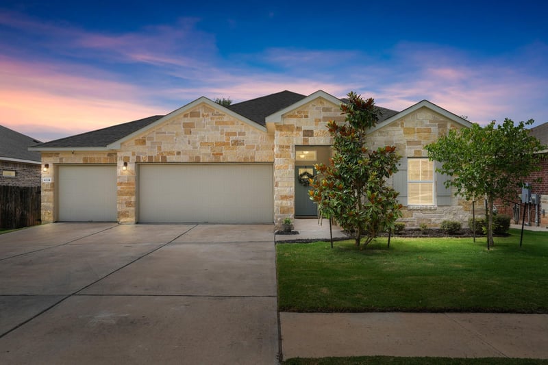 Virtual tour of 4324 Rockbrook Farms LN