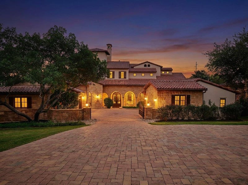 Virtual tour of 433 Brandon WAY