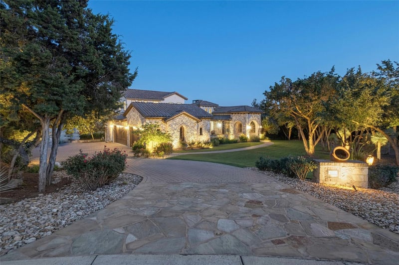 Virtual tour of 4333 Verano DR