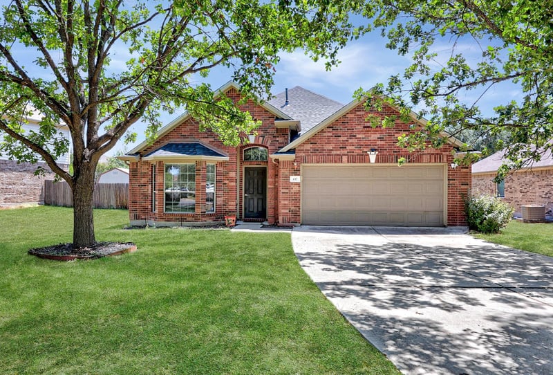 Virtual tour of 437 Hometown PKWY
