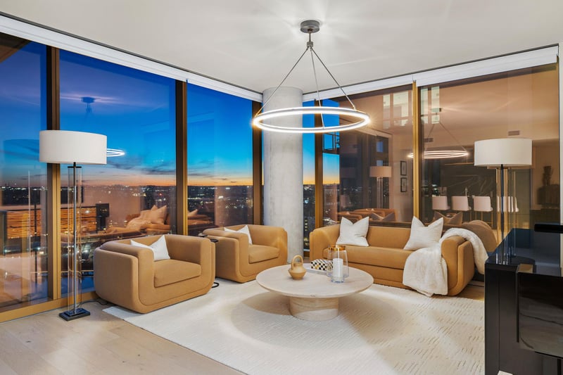 Virtual tour of 44 East Ave Unit #1801