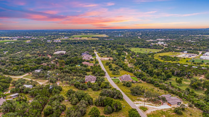 Virtual tour of 440 Onion Creek Ln