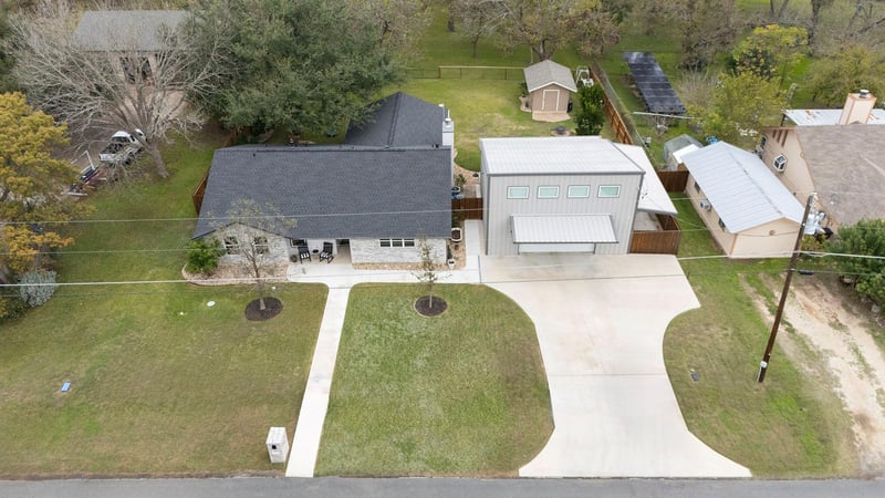Virtual tour of 4400 County Road 123