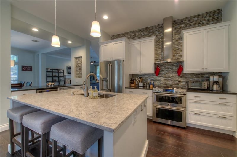 Virtual tour of 4400 Small Dr