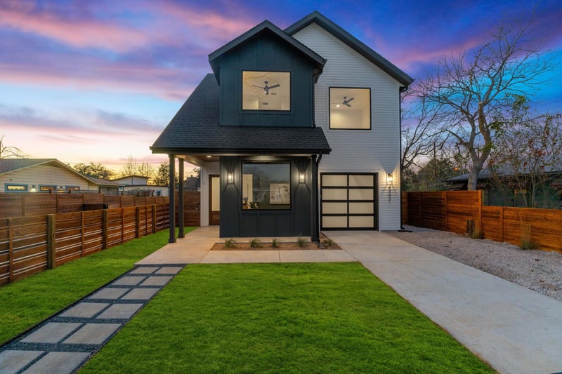 Virtual tour of 4402 Garnett St Unit #1