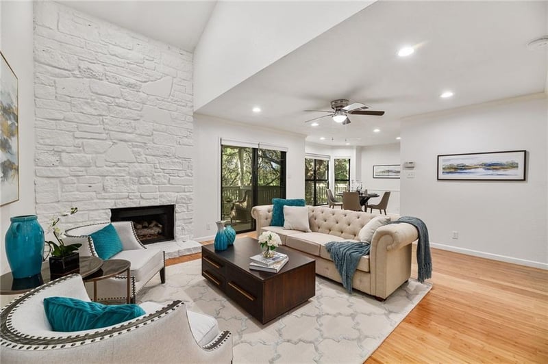Virtual tour of 4404 Travis Country CIR Unit #D2