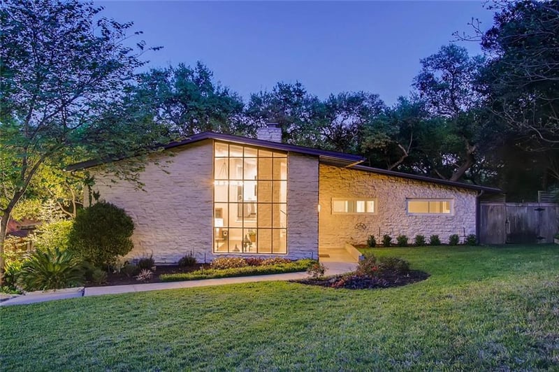 Virtual tour of 4405 Balcones Dr
