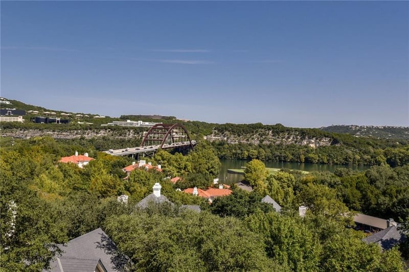 Virtual tour of 4408 Long Champ DR Unit #1