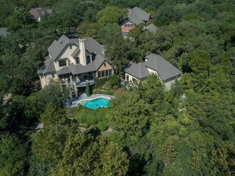 Virtual tour of 4409 Falling Brook CV