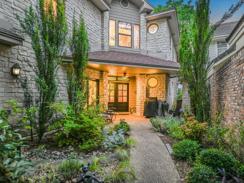 Virtual tour of 4453 Stony Meadow LN