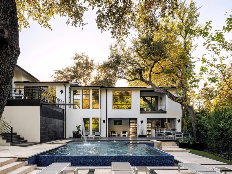 Virtual tour of 4500 Edgemont DR