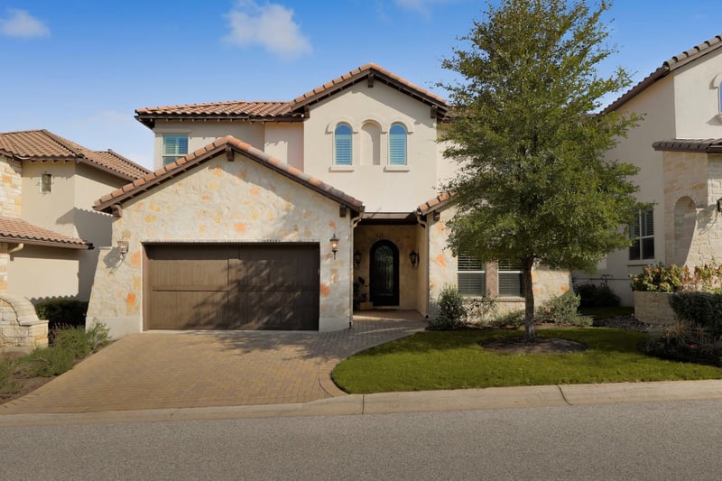 Virtual tour of 4501 Westlake DR Unit #21