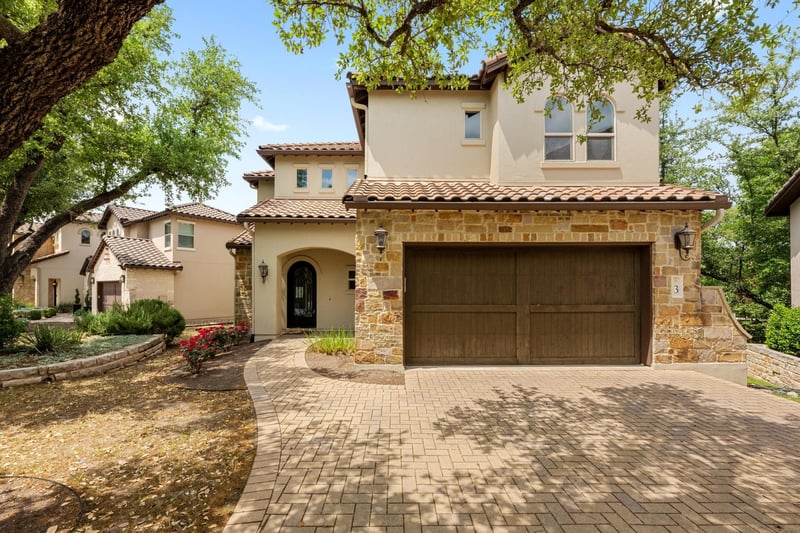 Virtual tour of 4501 Westlake DR Unit #3