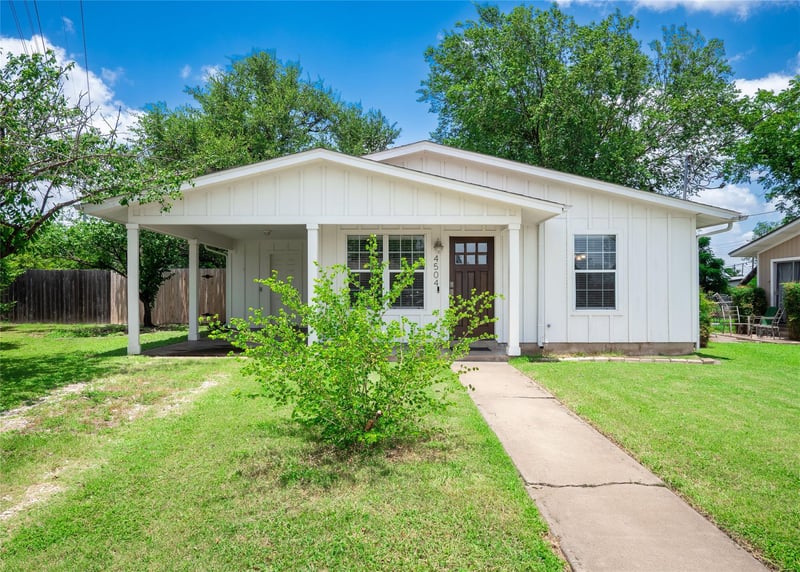 Virtual tour of 4504 Kitty Ave