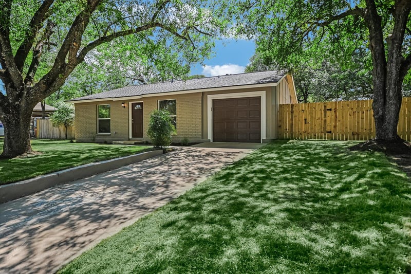 Virtual tour of 4508 Craigwood Dr