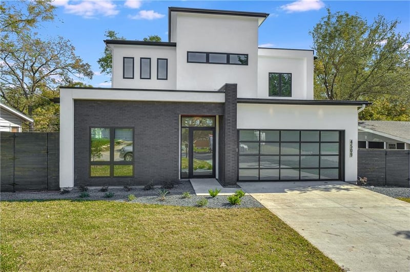 Virtual tour of 4509 Oakmont BLVD