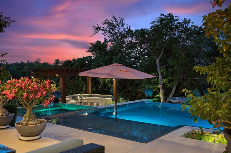 Virtual tour of 4513 Bat Falcon DR