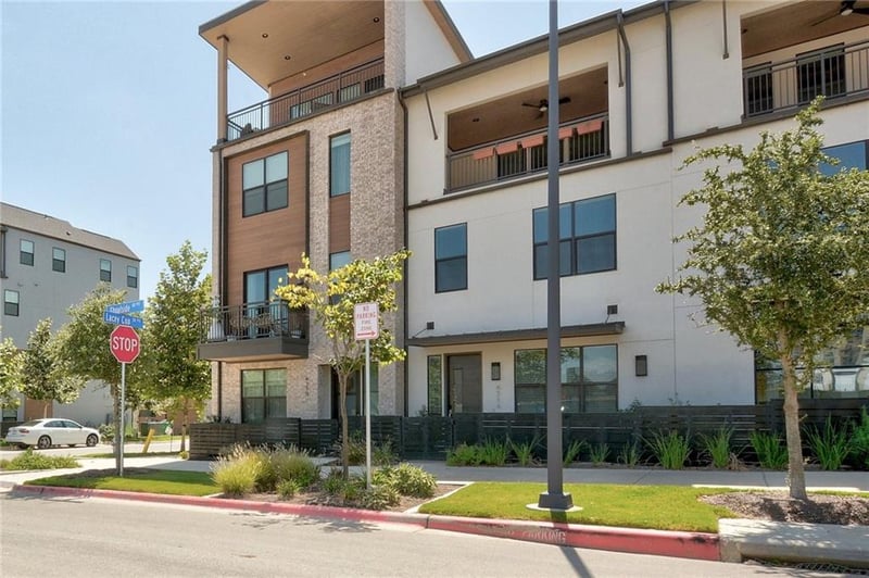 Virtual tour of 4514 Freedom DR Unit #215