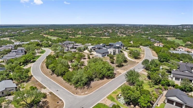 Virtual tour of 4516 Amarra DR