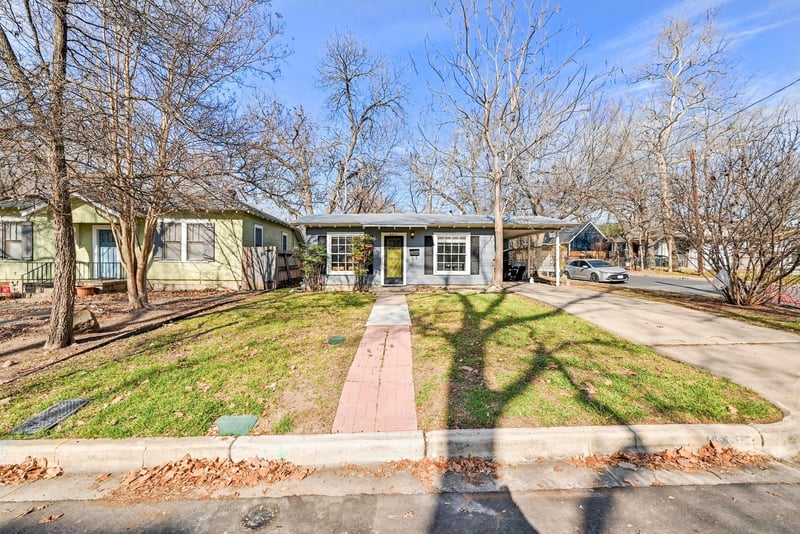 Virtual tour of 4530 Avenue D Unit #A