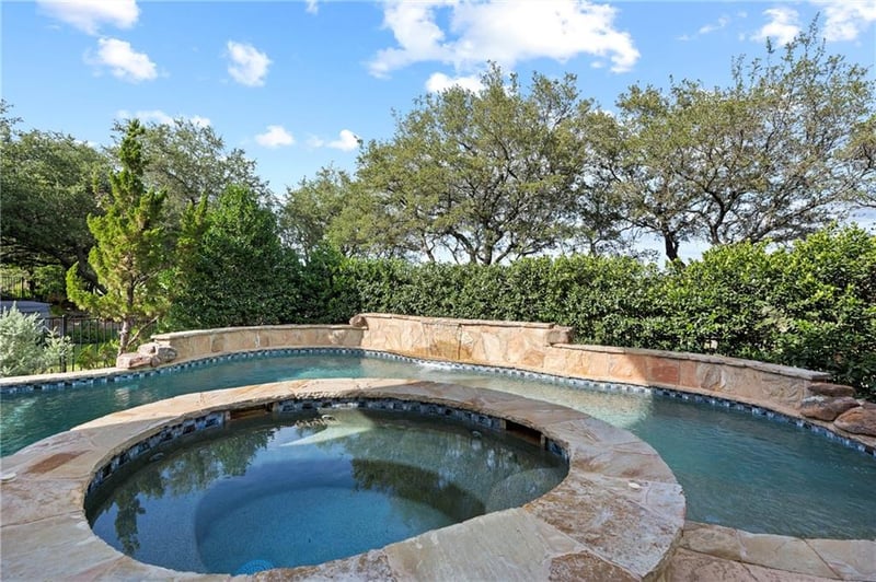 Virtual tour of 4601 Bat Falcon DR