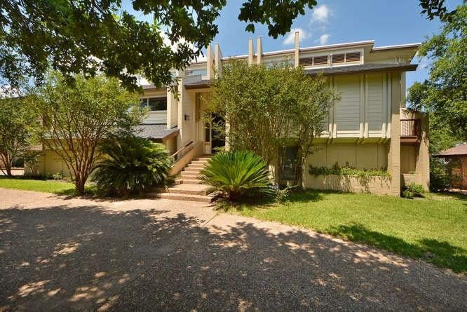Virtual tour of 4604 Cat Mountain Dr