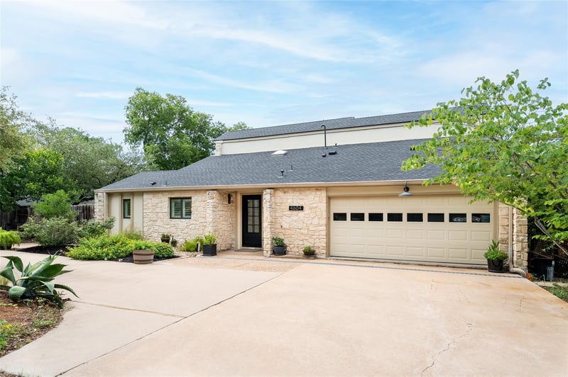 Virtual tour of 4604 Fawnwood CV