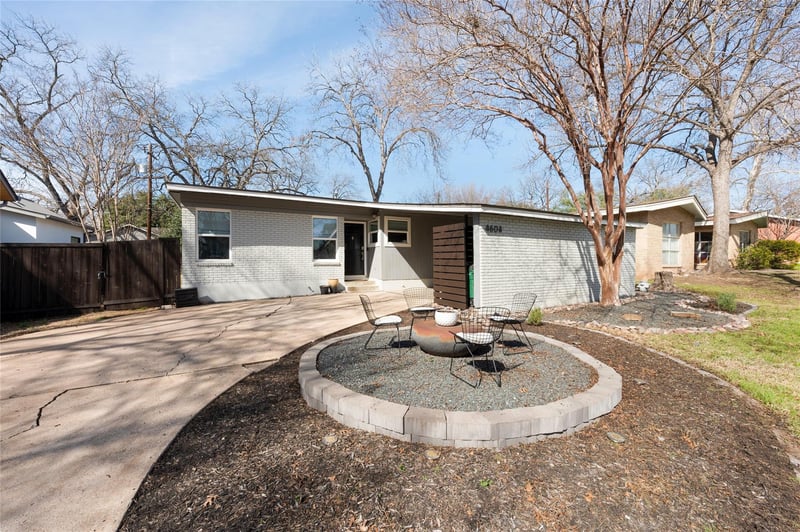 Virtual tour of 4604 Finley DR