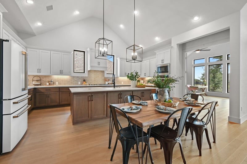 Virtual tour of 461 Leaning Rock RDG