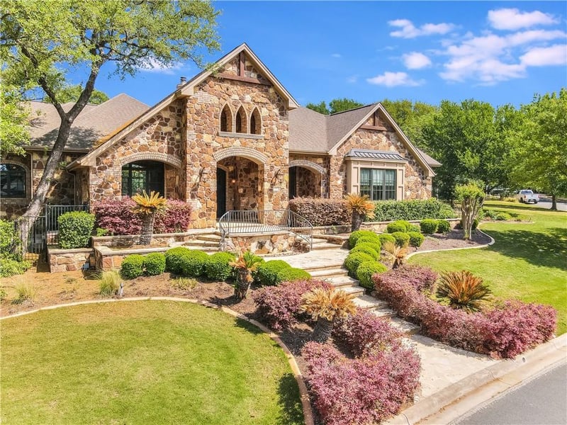 Virtual tour of 4610 Anikawi DR