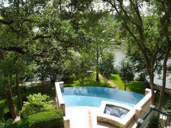 Virtual tour of 4612 Island Cv