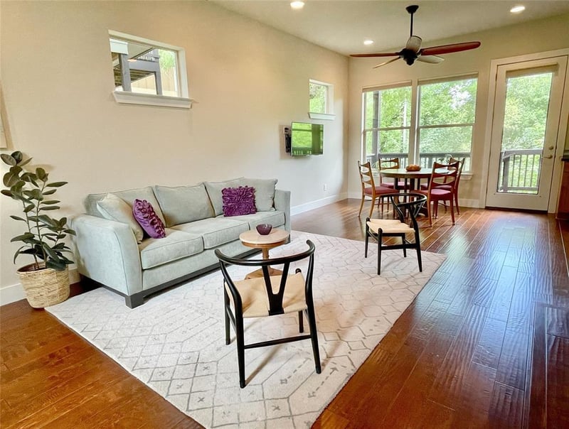 Virtual tour of 4612 Windy Brook Dr Unit #A
