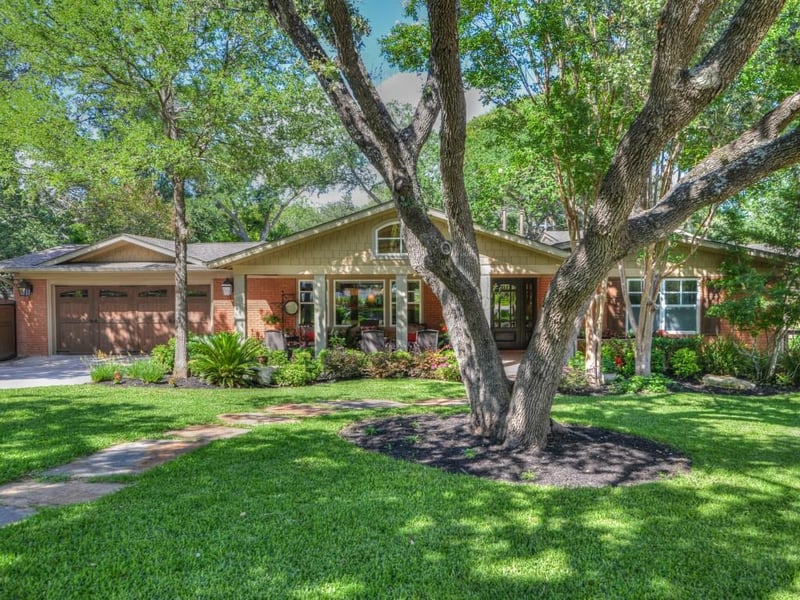 Virtual tour of 4613 Edgemont Dr